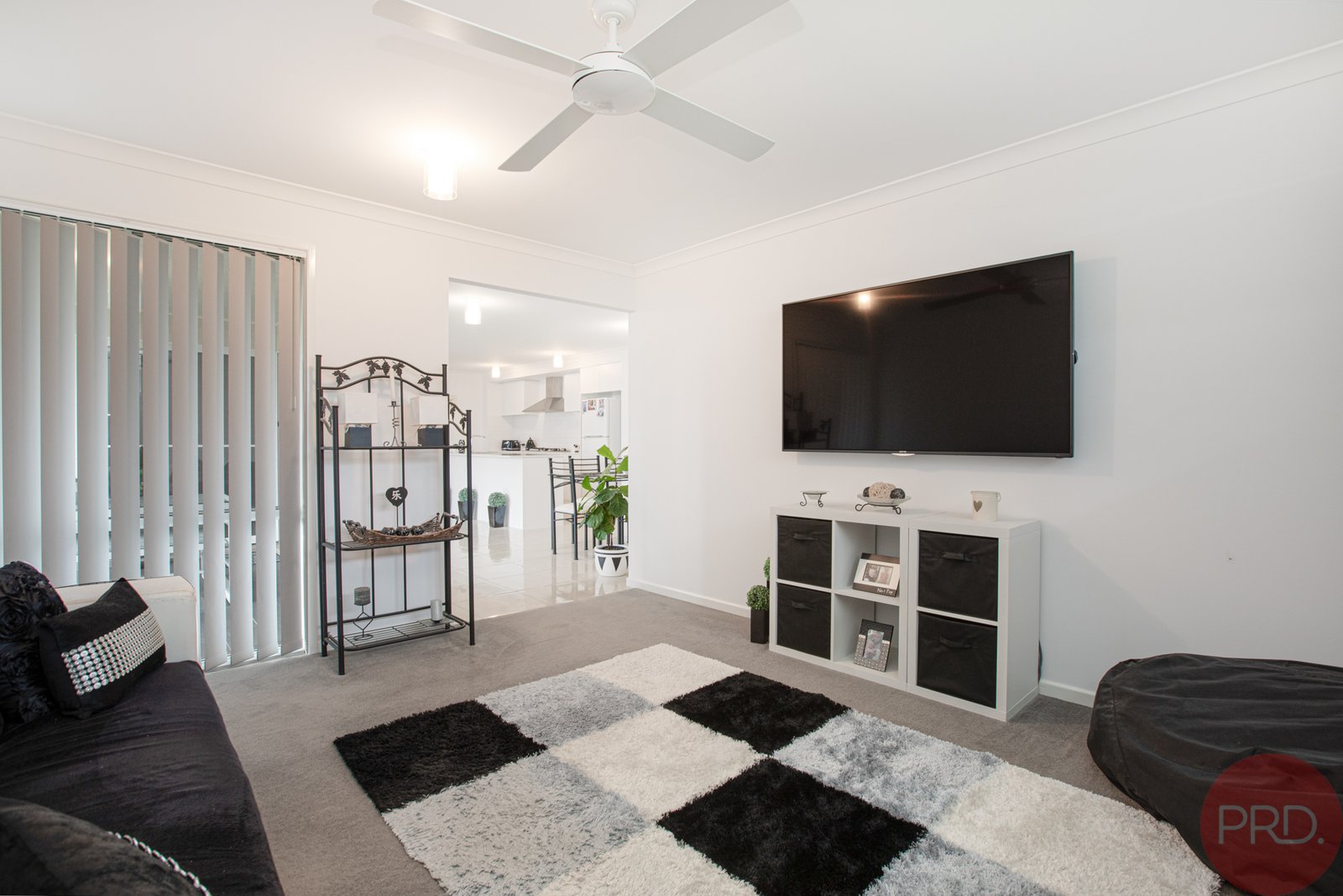 8 Pinfly Street CHISHOLM 4