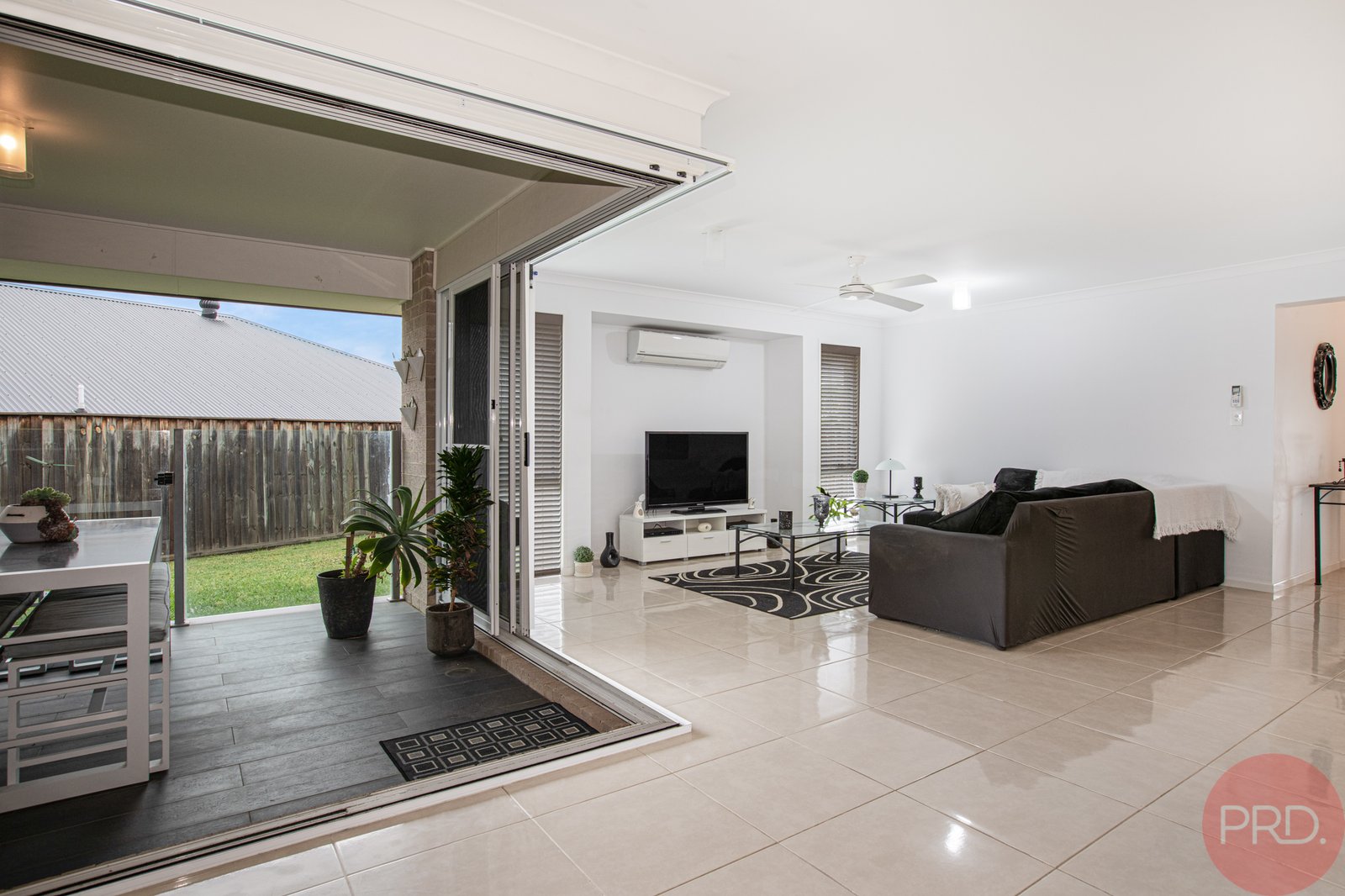 8 Pinfly Street CHISHOLM 6