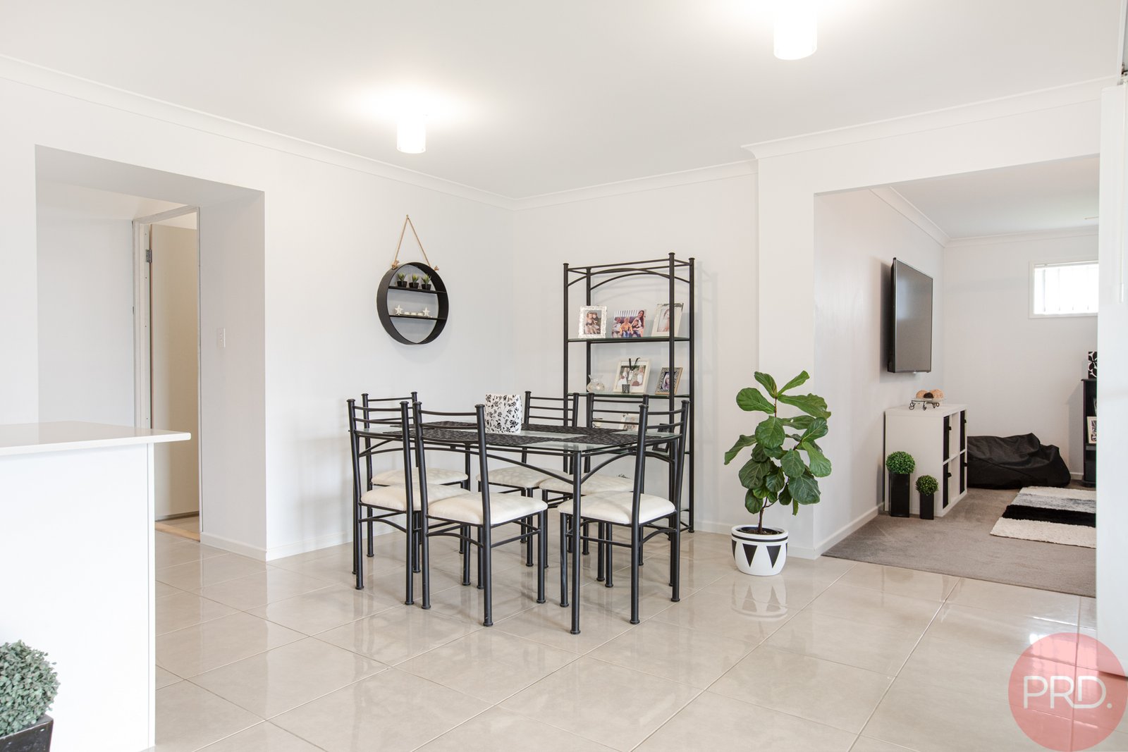 8 Pinfly Street CHISHOLM 12