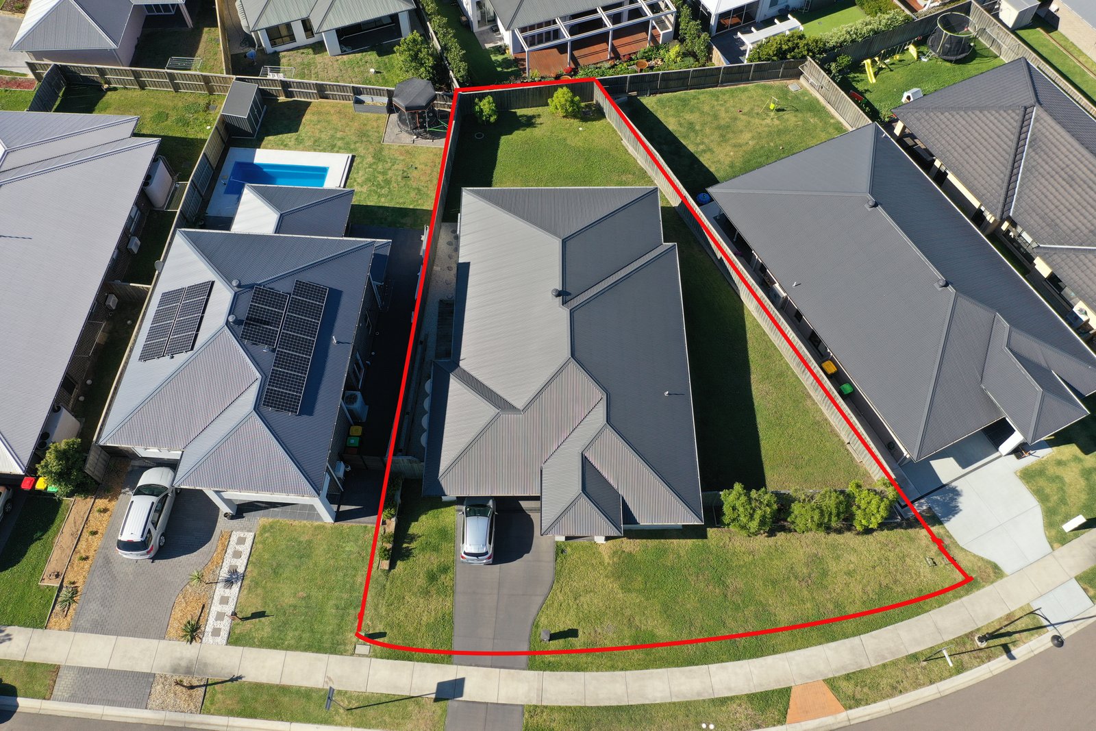 8 Pinfly Street CHISHOLM 19