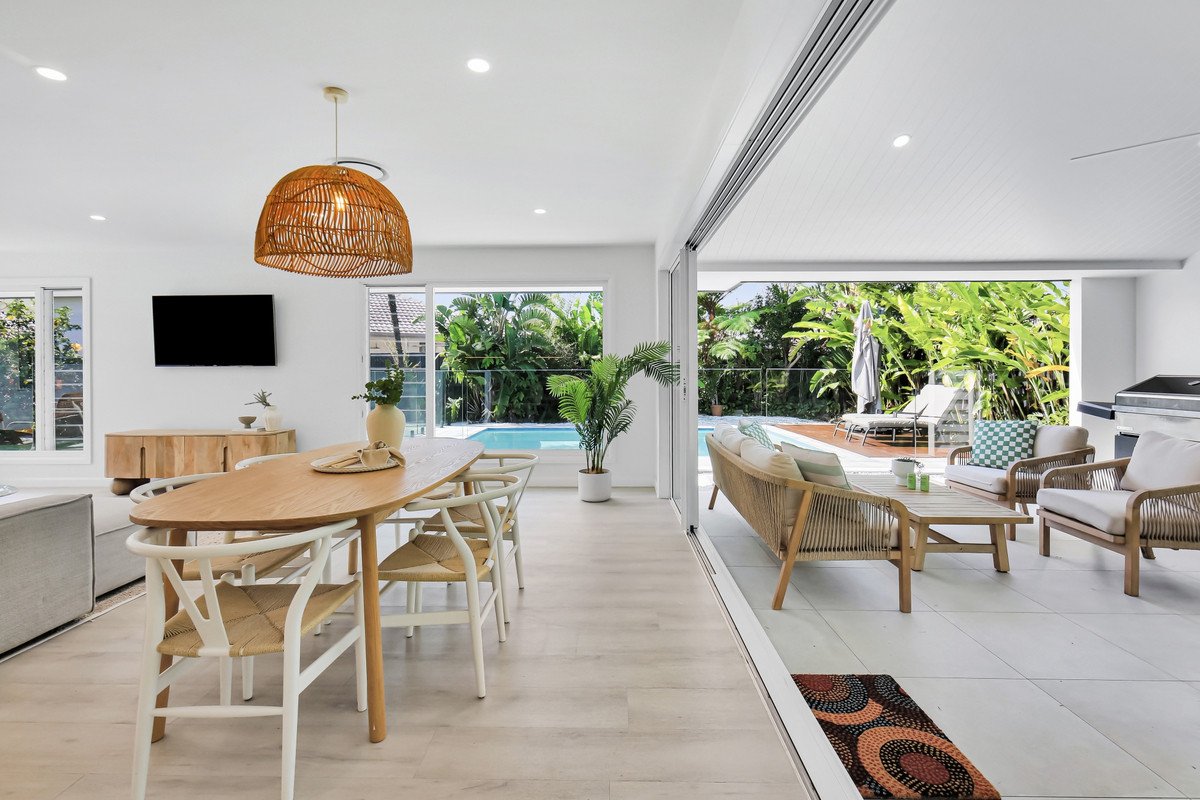 8 Pipit Parade Burleigh Waters 1