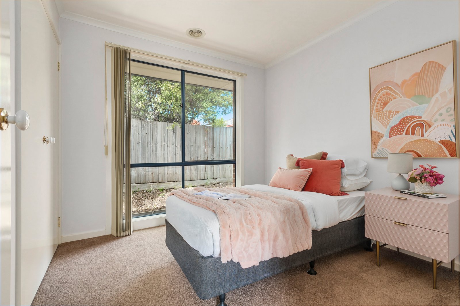 Real Estate and Property in 8 Pleasant View Court, Gisborne, VIC