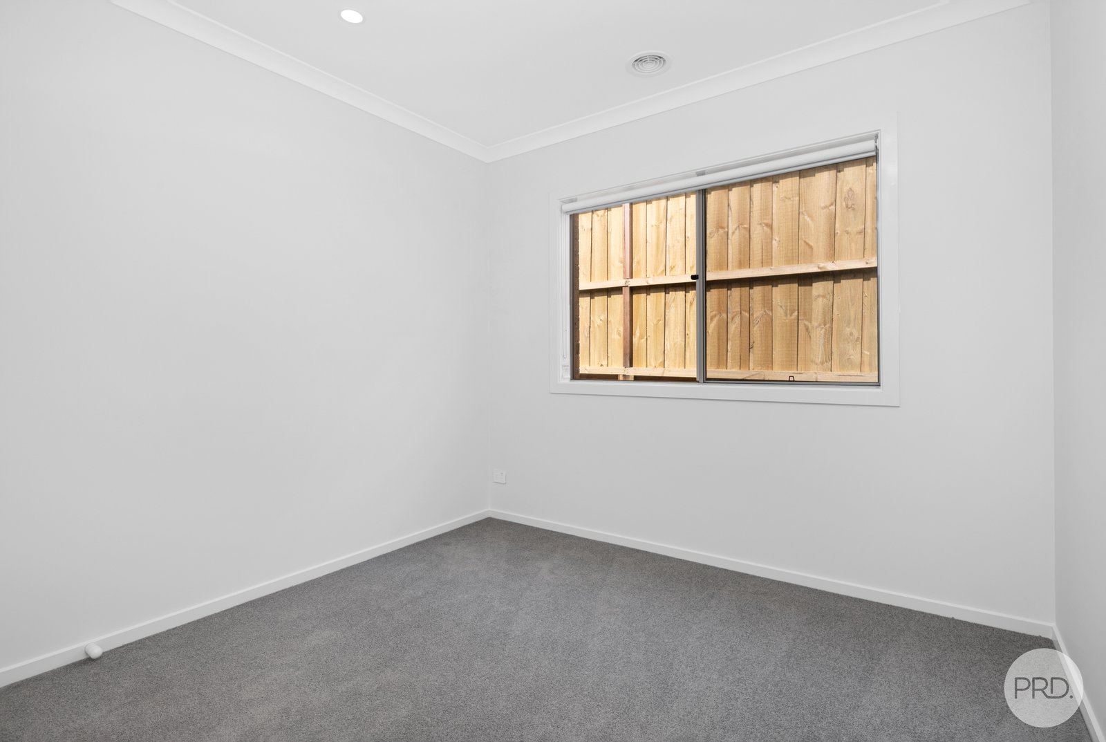 8 Plymouth Way SMYTHES CREEK 9