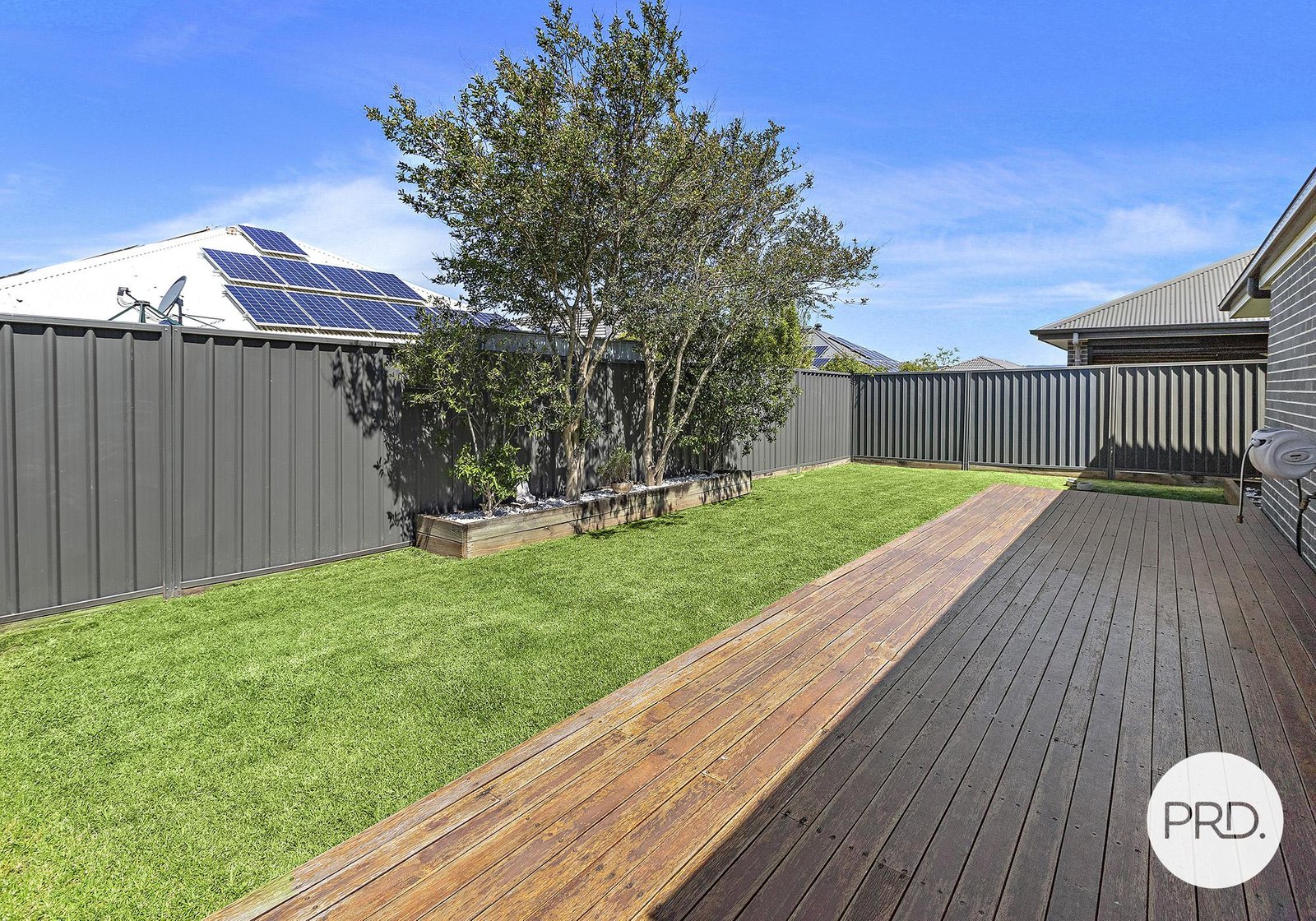 8 Polsson Street HORSLEY 13