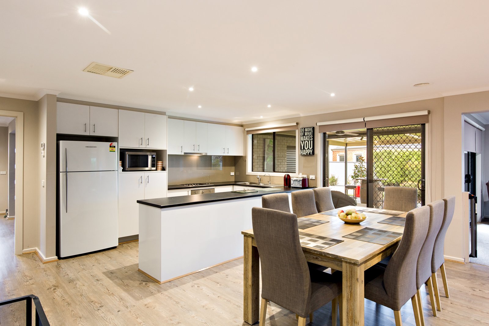 Gallery: 8 Polwarth Court