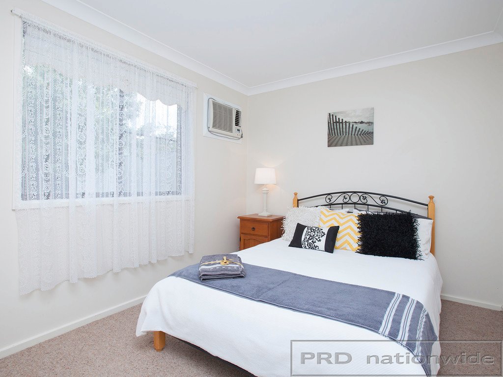8 Pont Close TENAMBIT 16