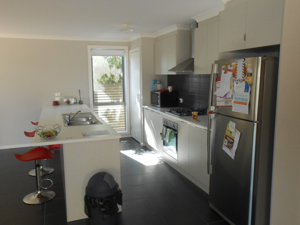 8 Pozieres Place SEBASTOPOL 2