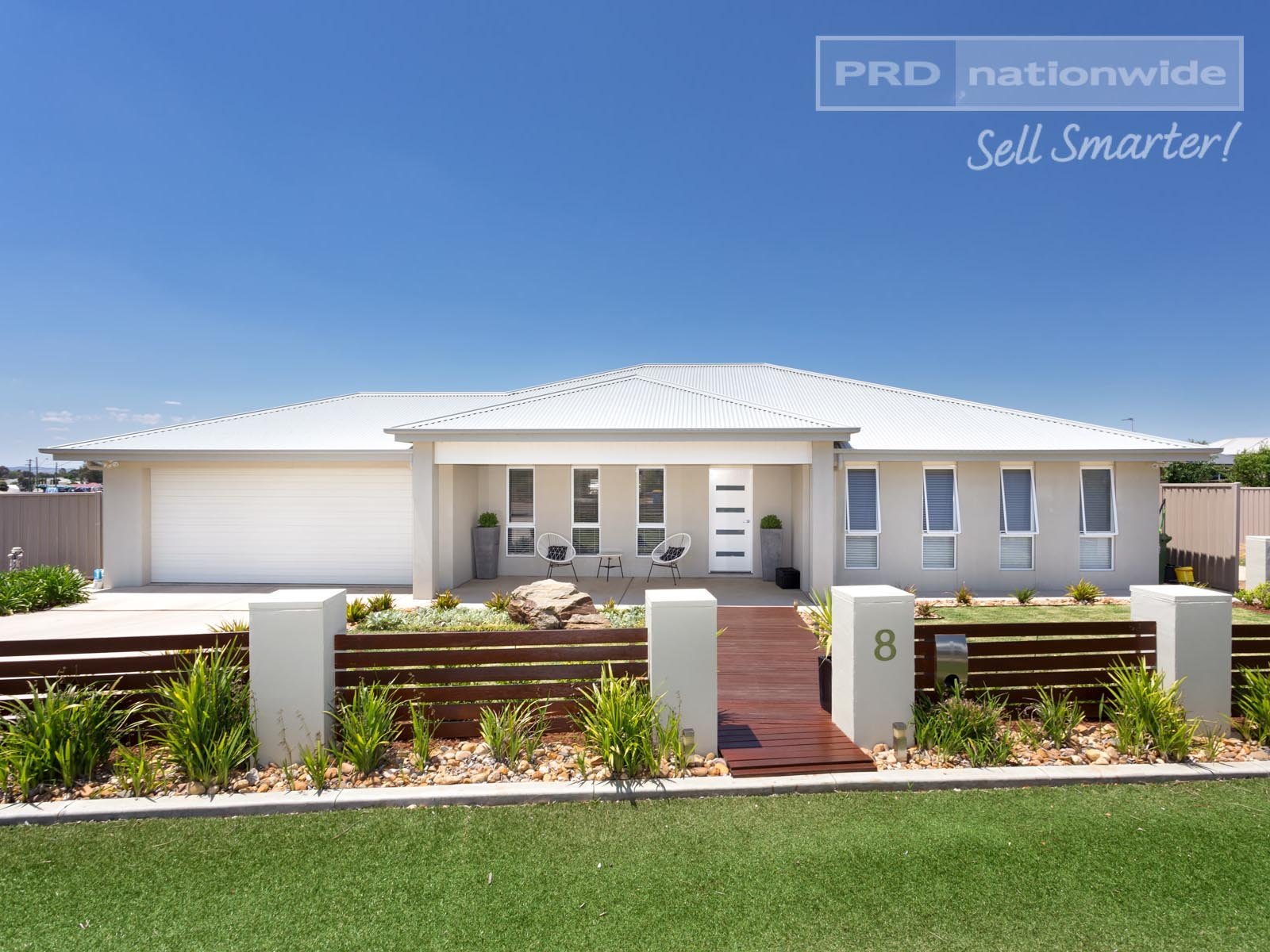 8 Preston Crescent LLOYD 1