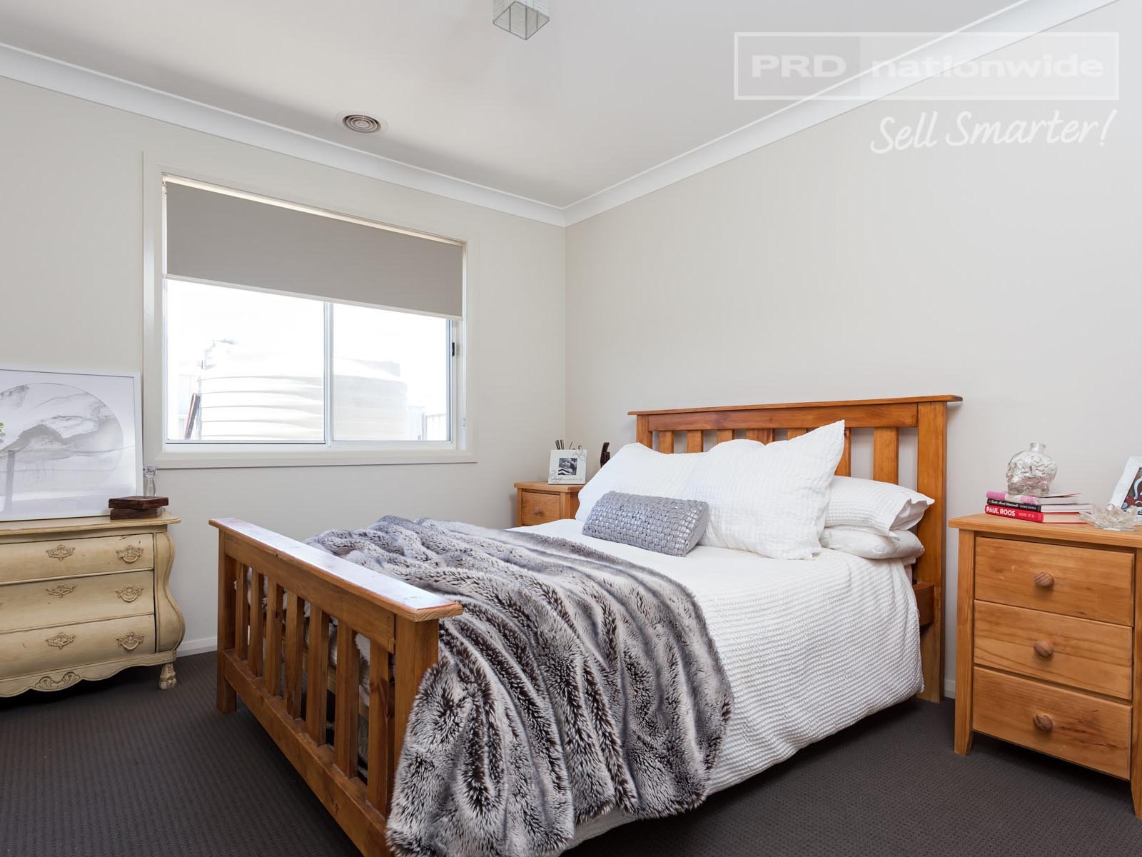 8 Preston Crescent LLOYD 9