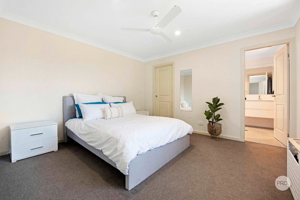 8 Primary Crescent NELSON BAY 9