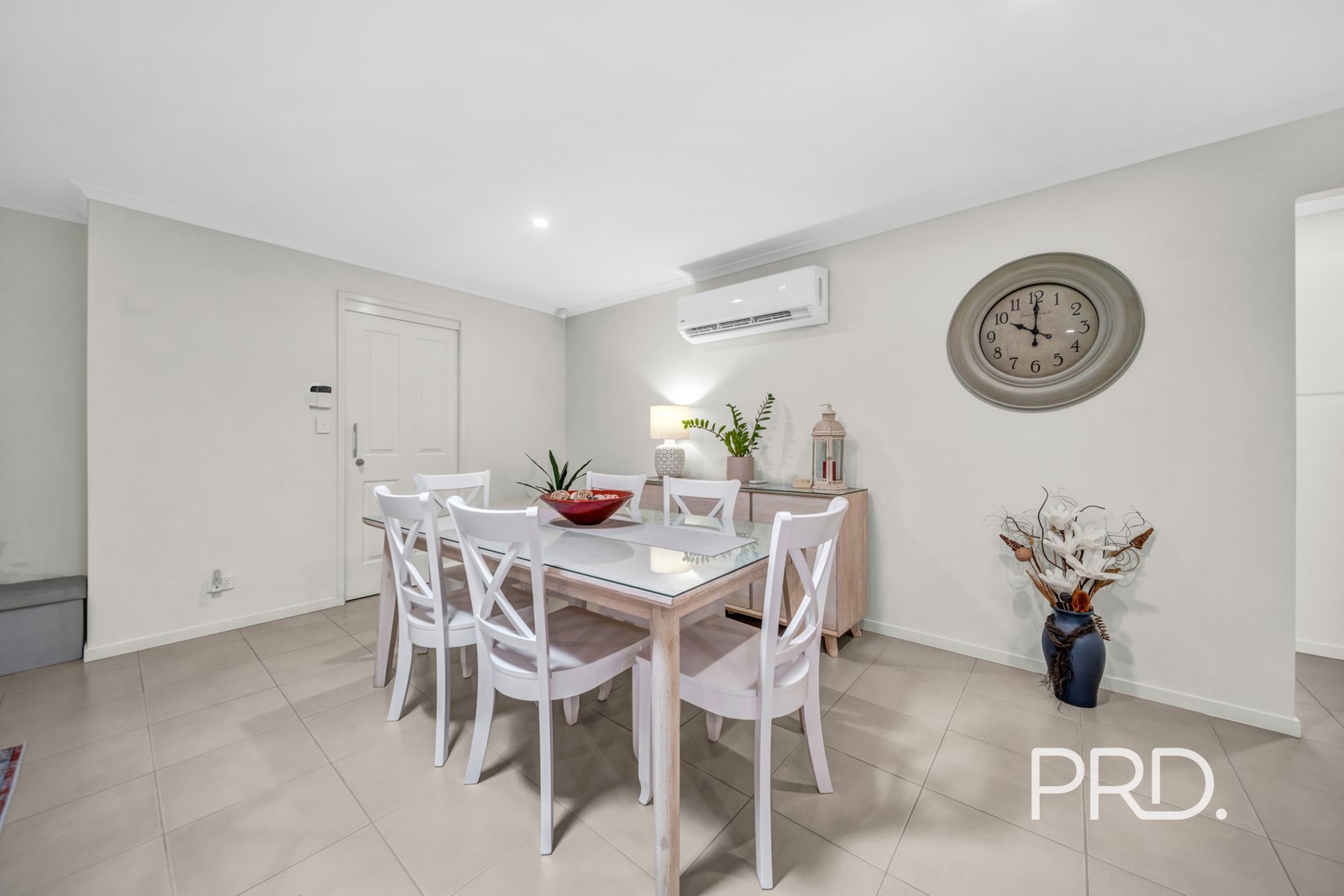 8 PYRUS Place REDLAND BAY 9