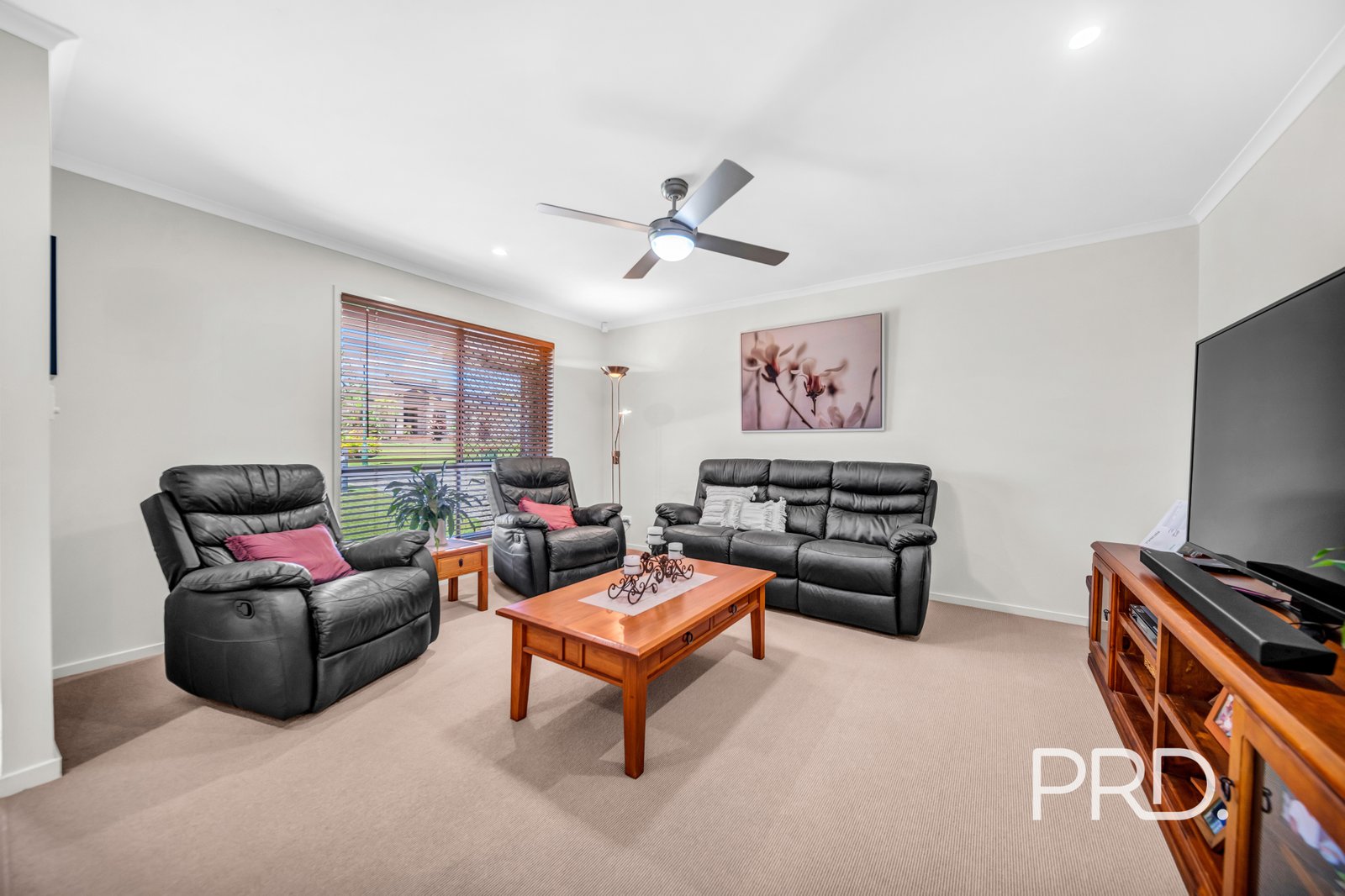 8 PYRUS Place REDLAND BAY 15