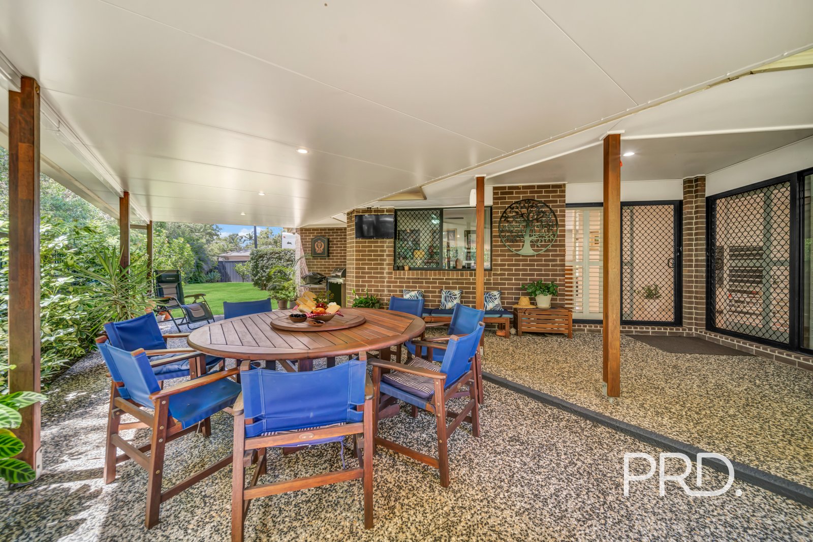 8 PYRUS Place REDLAND BAY 21