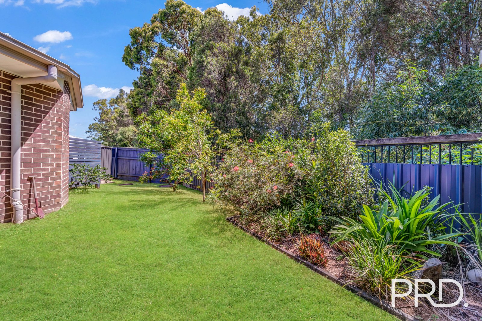 8 PYRUS Place REDLAND BAY 27
