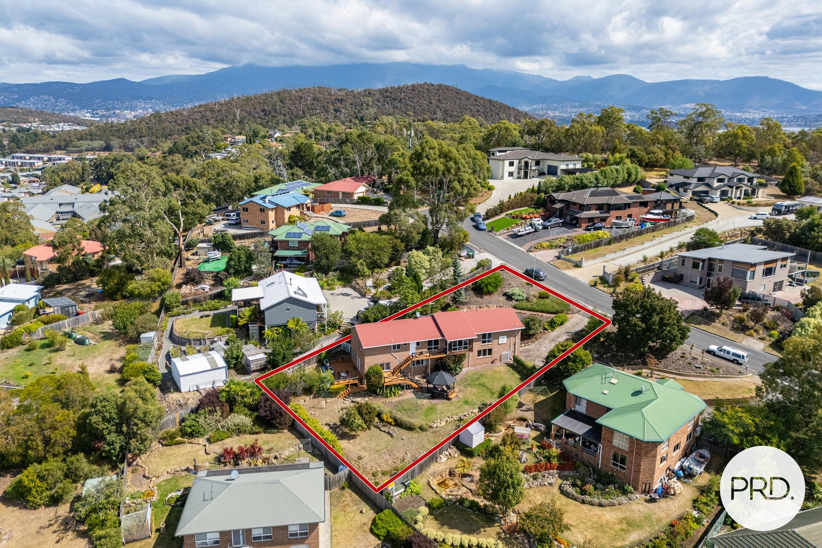 8 Radiata Drive LINDISFARNE 25