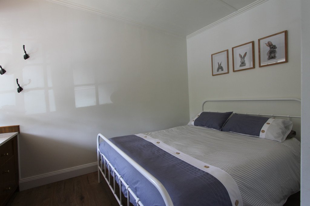 8 Raglan Street CRESWICK 7