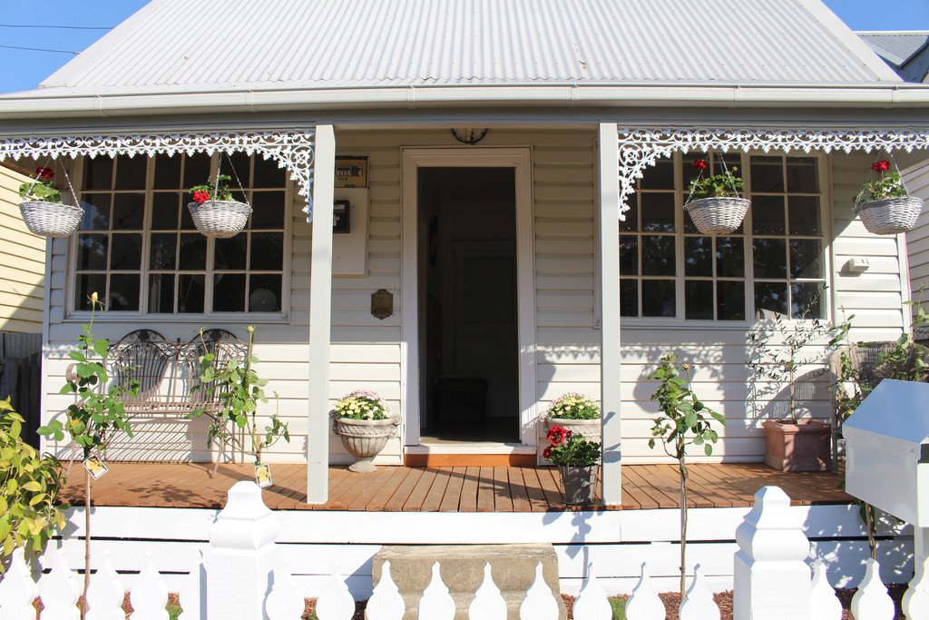 8 Raglan Street CRESWICK 14