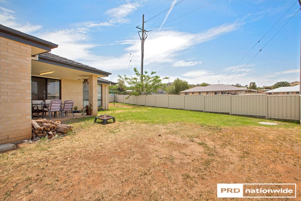 8 Red Cedar Cove TAMWORTH 9