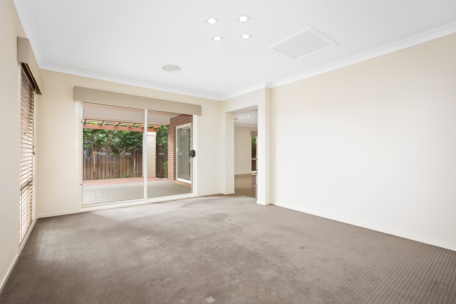 8 Redtail Street CHISHOLM 6