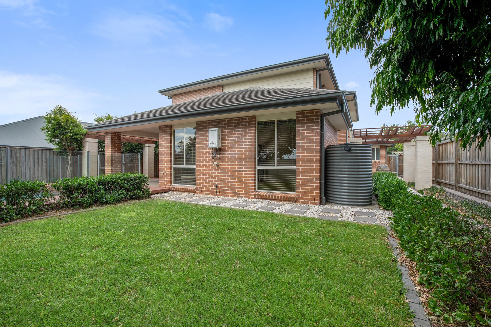 8 Redtail Street CHISHOLM 12
