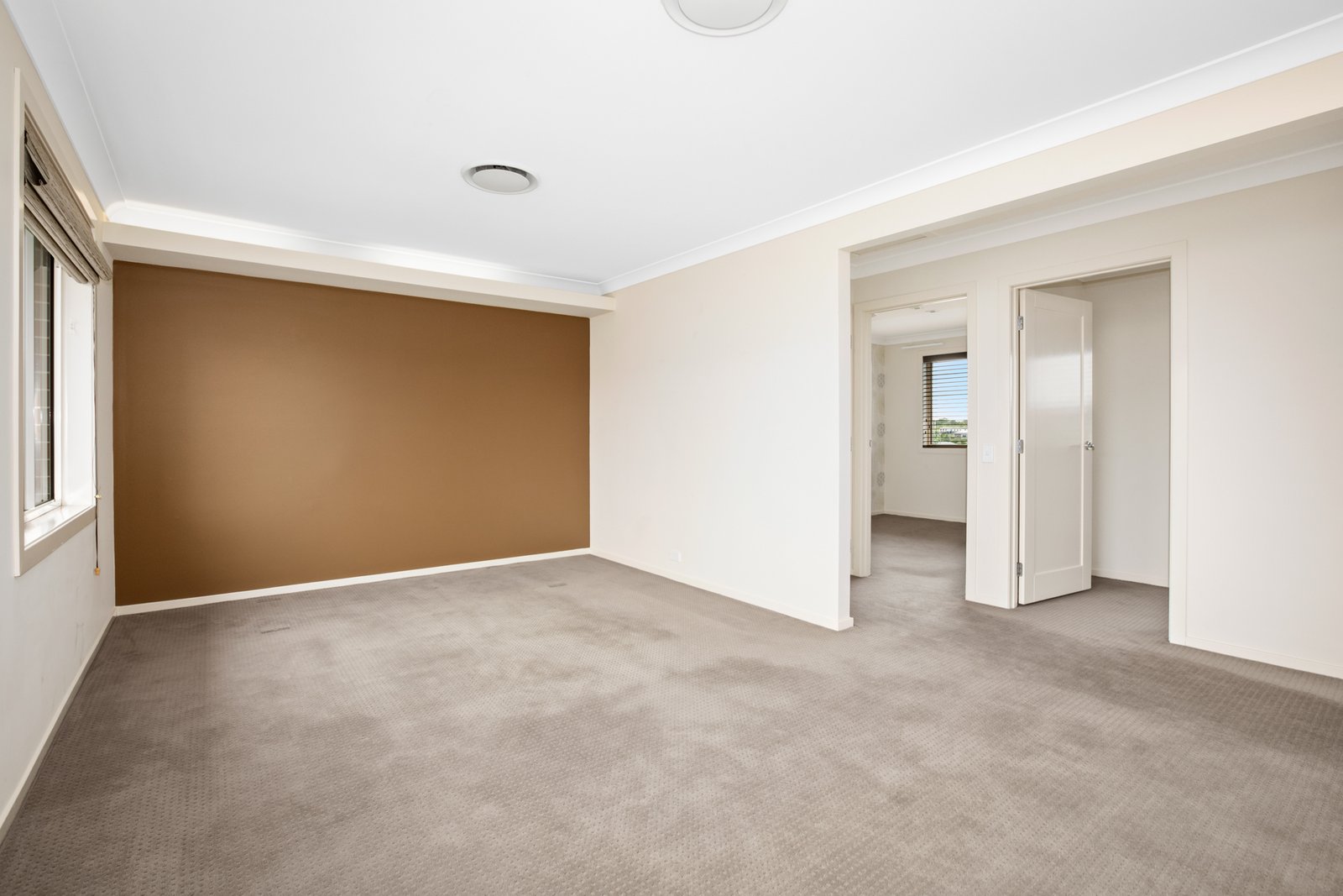 8 Redtail Street CHISHOLM 24