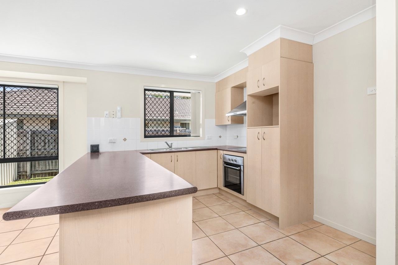 8 Reid Court BRACKEN RIDGE 7