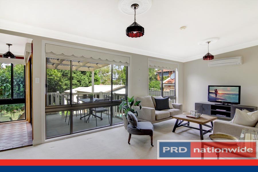 8 Renown Avenue OATLEY 5