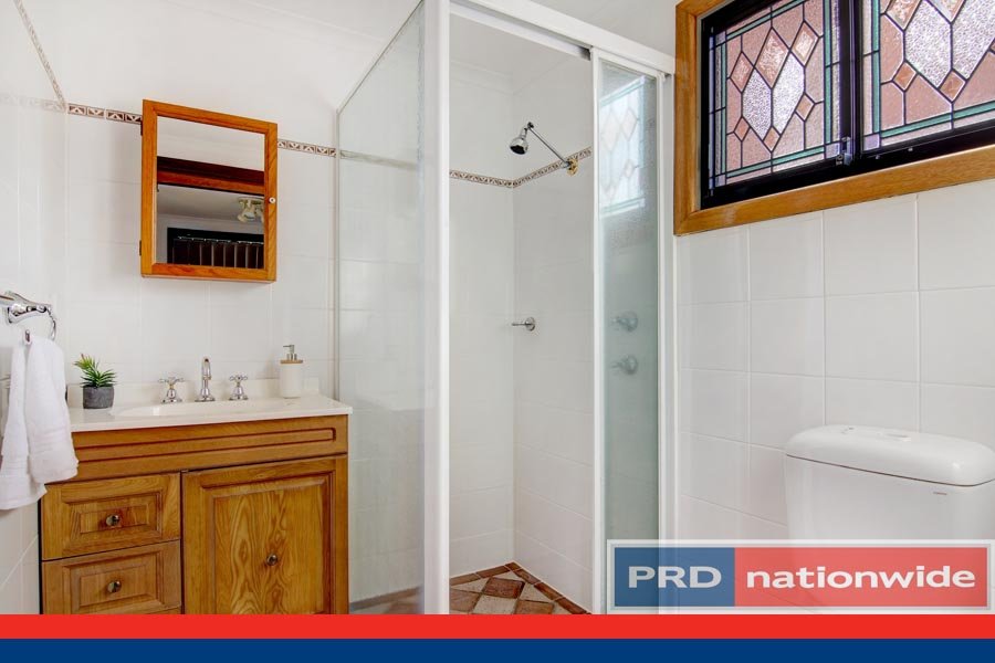 8 Renown Avenue OATLEY 7
