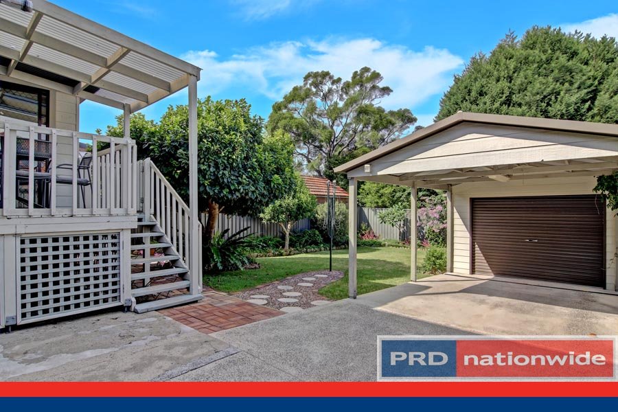 8 Renown Avenue OATLEY 9