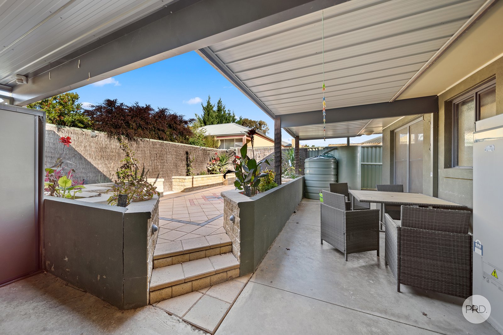 8 Retreat Road FLORA HILL 10