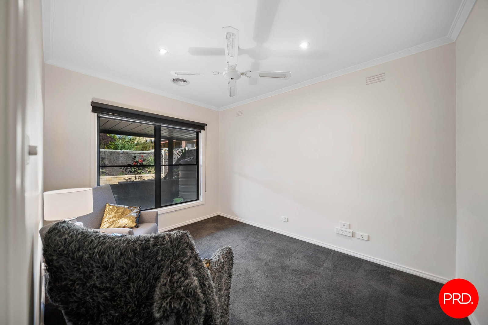 8 Retreat Road FLORA HILL 13