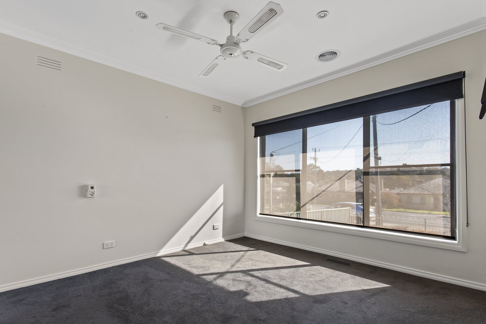 8 Retreat Road FLORA HILL 5
