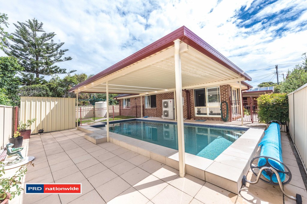 8 Richardson Avenue BOAT HARBOUR 19