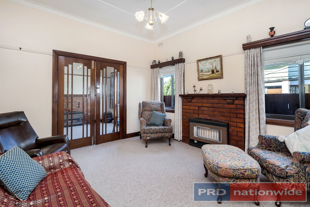 8 Ripon Street North BALLARAT 3