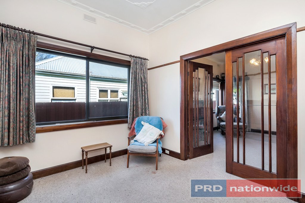 8 Ripon Street North BALLARAT 4