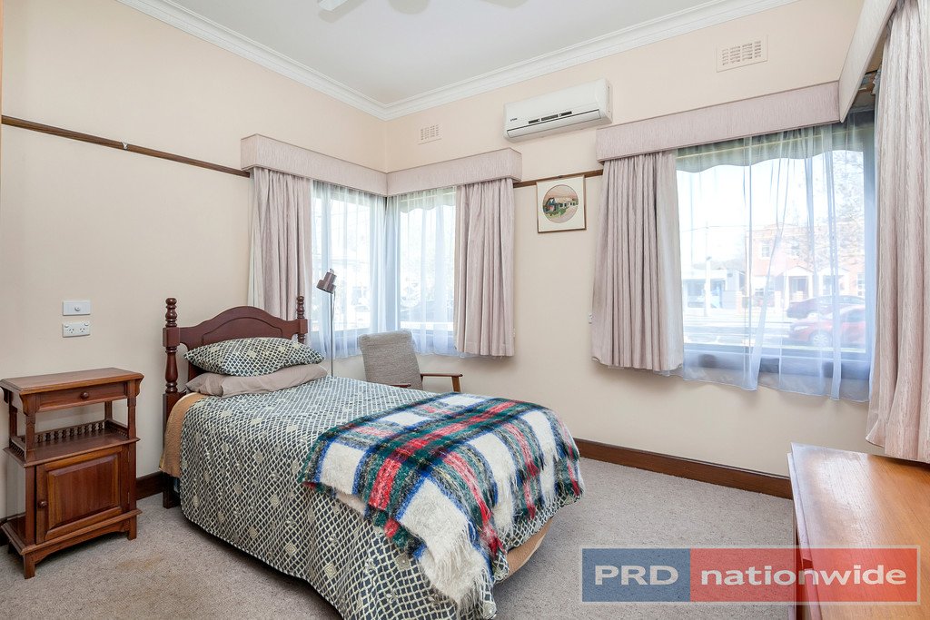 8 Ripon Street North BALLARAT 7