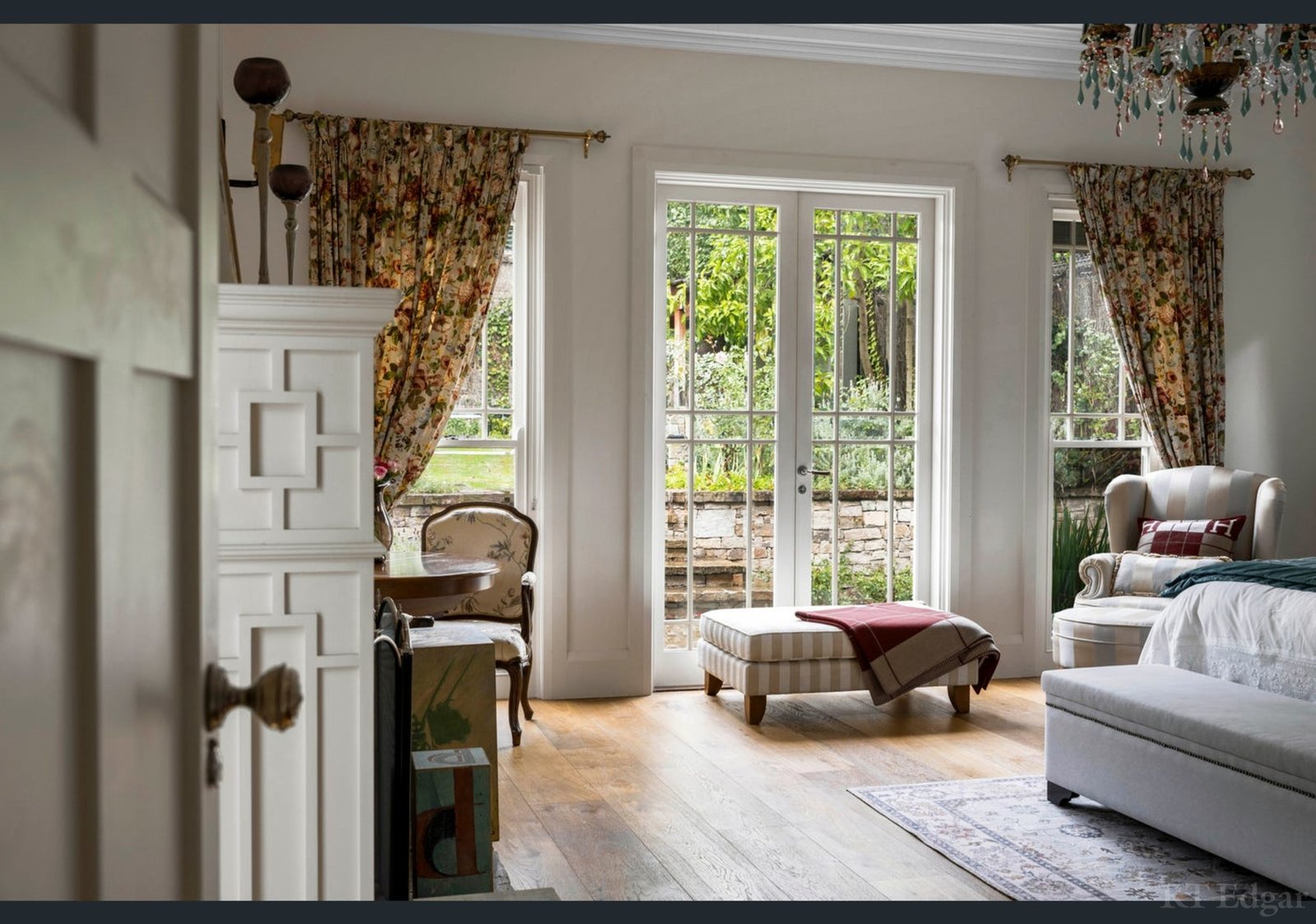 Real Estate and Property in 8 Robertson Street, Toorak, VIC