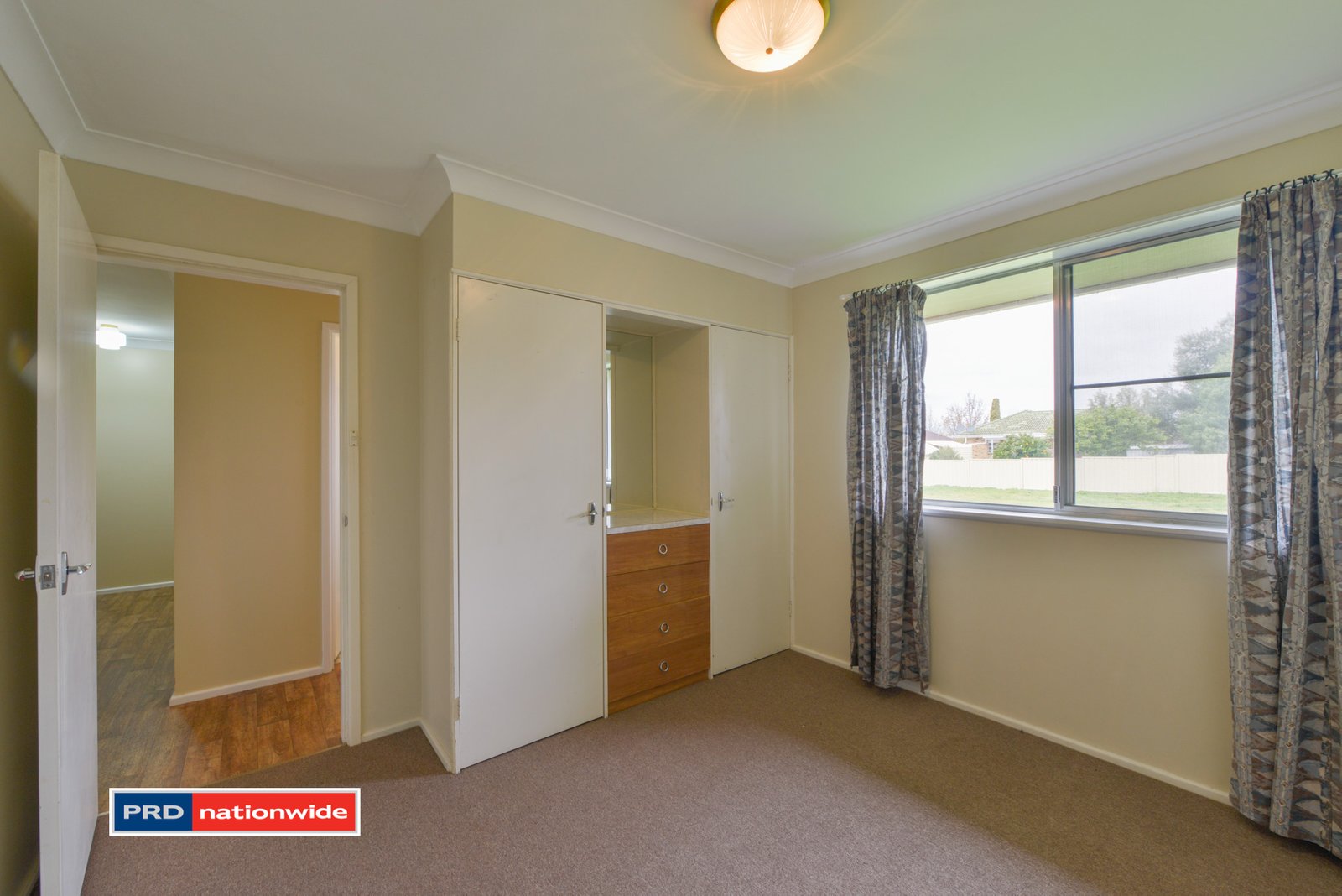 8 Robina Street TAMWORTH 8