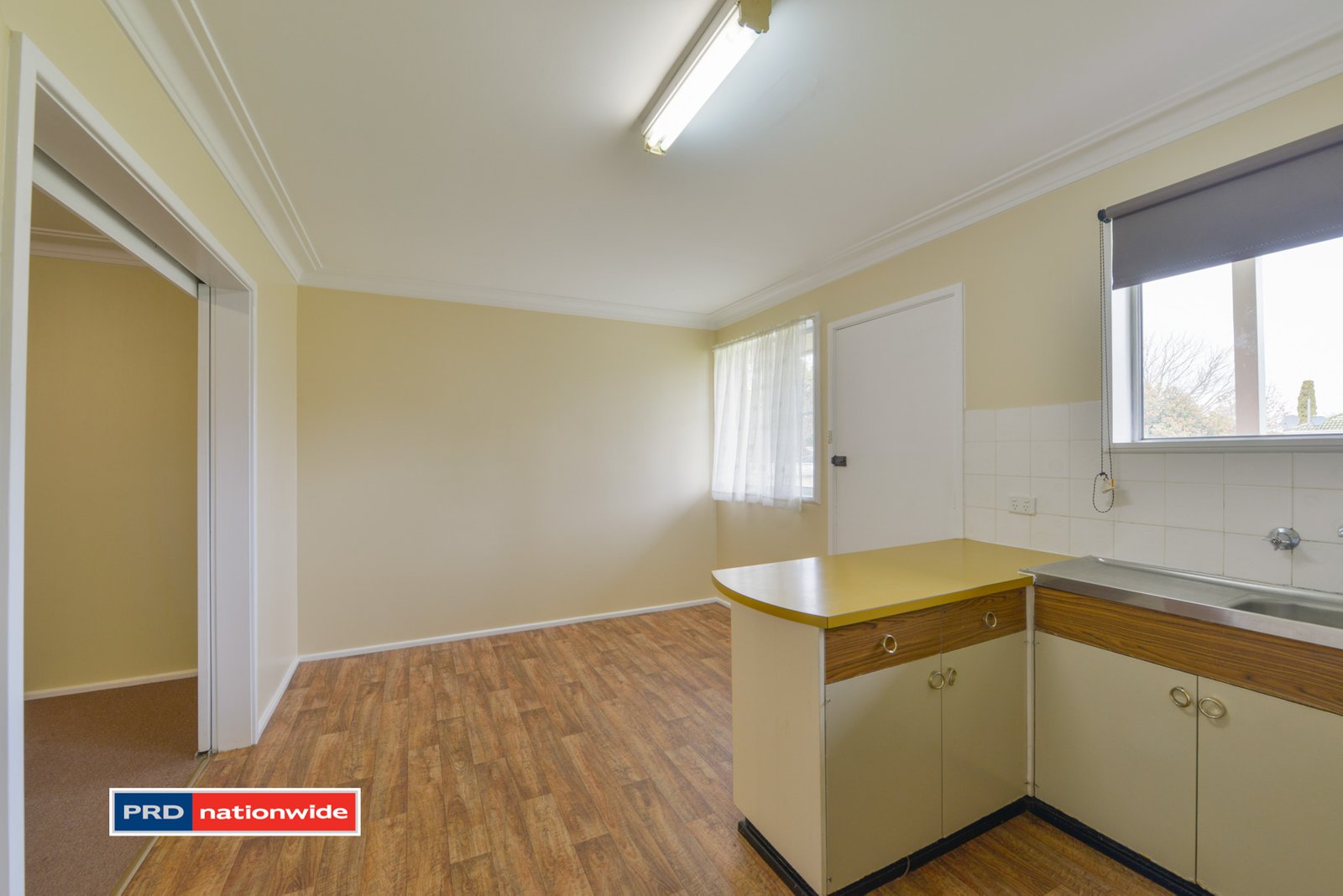 8 Robina Street TAMWORTH 12