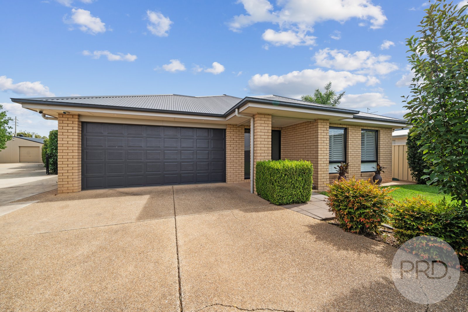 8 Rockliff Court LOCKHART 1