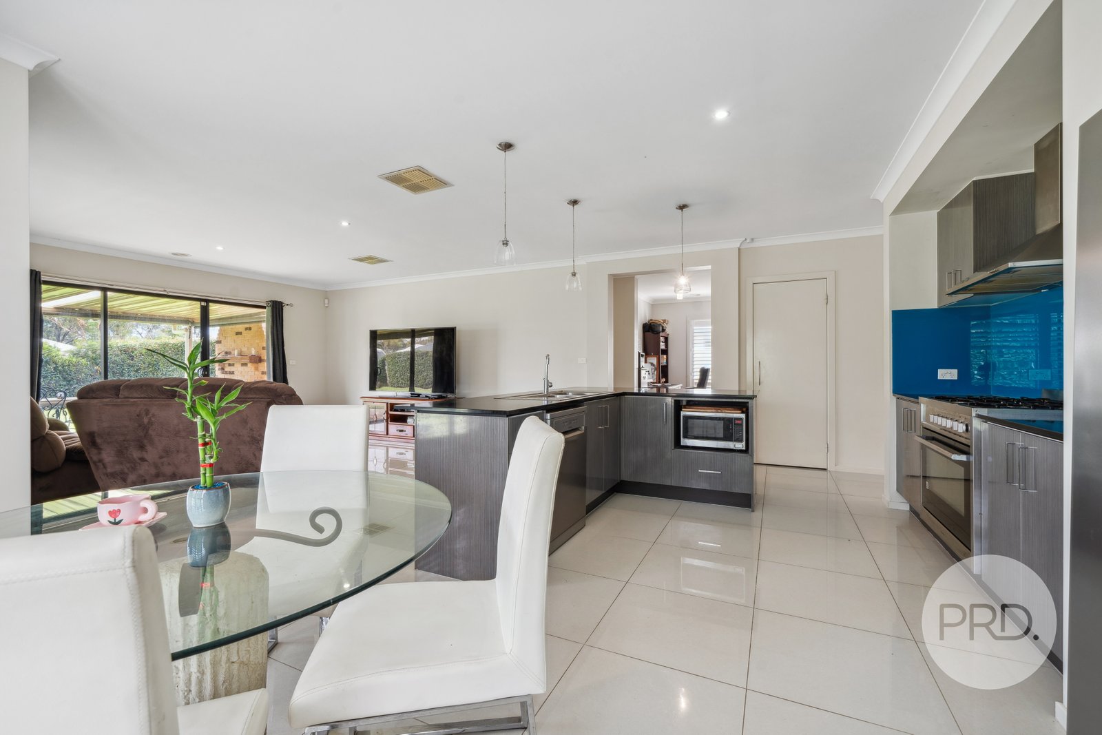 8 Rockliff Court LOCKHART 5