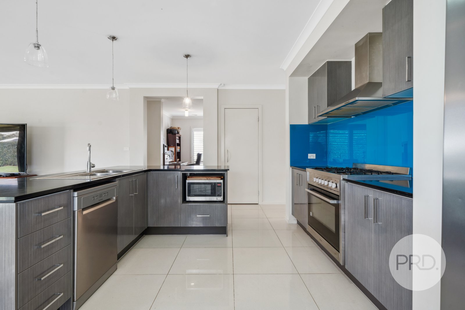 8 Rockliff Court LOCKHART 6