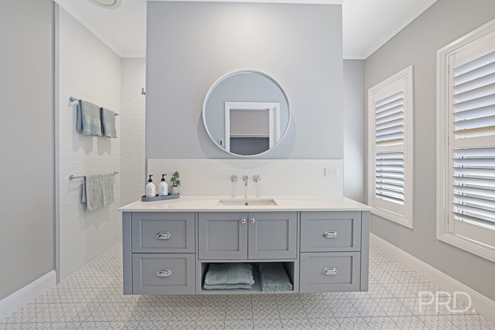 8 Rodeo Drive TAMWORTH 6