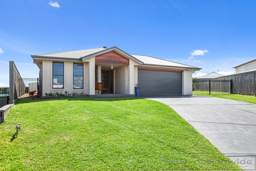8 Rodwell Place RAWORTH 3