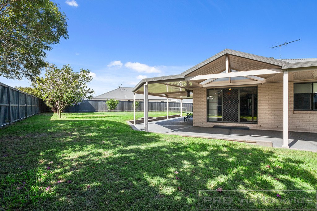 8 Rodwell Place RAWORTH 11