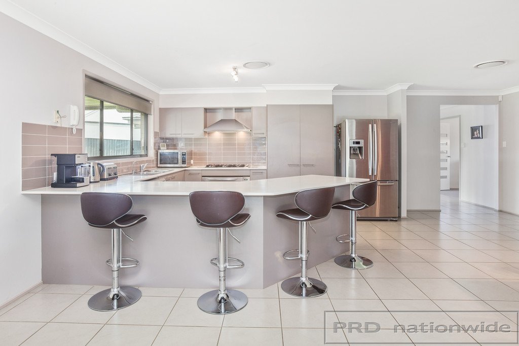 8 Rodwell Place RAWORTH 15