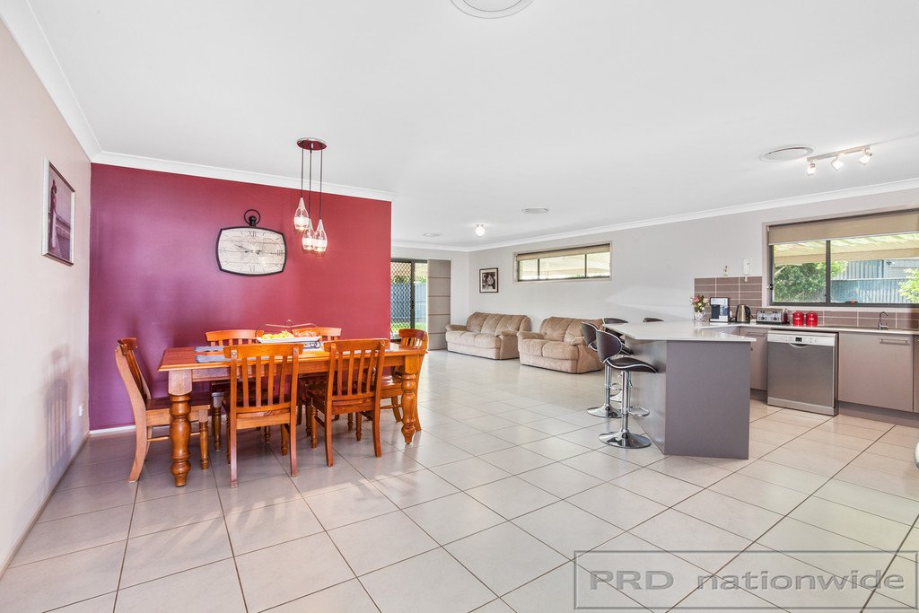 8 Rodwell Place RAWORTH 17