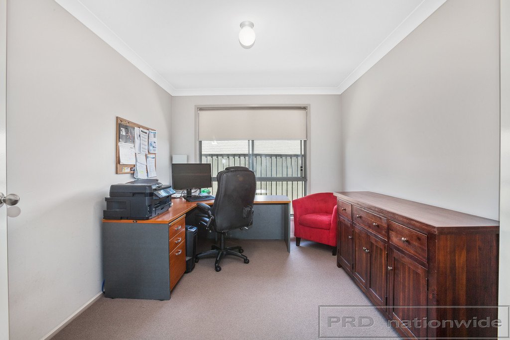 8 Rodwell Place RAWORTH 25