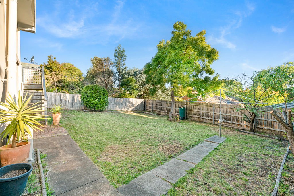 Real Estate and Property in 8 Rohan Street, Viewbank, VIC