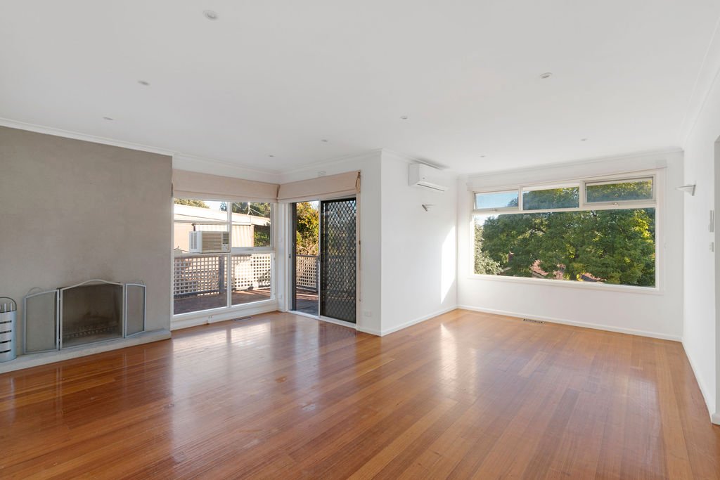 Real Estate and Property in 8 Rohan Street, Viewbank, VIC